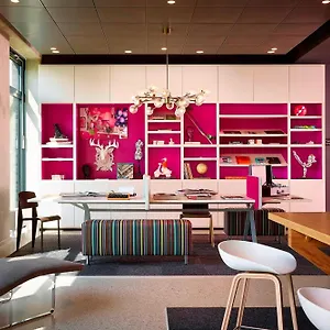 Moxy Munich Airport Hotel Oberding